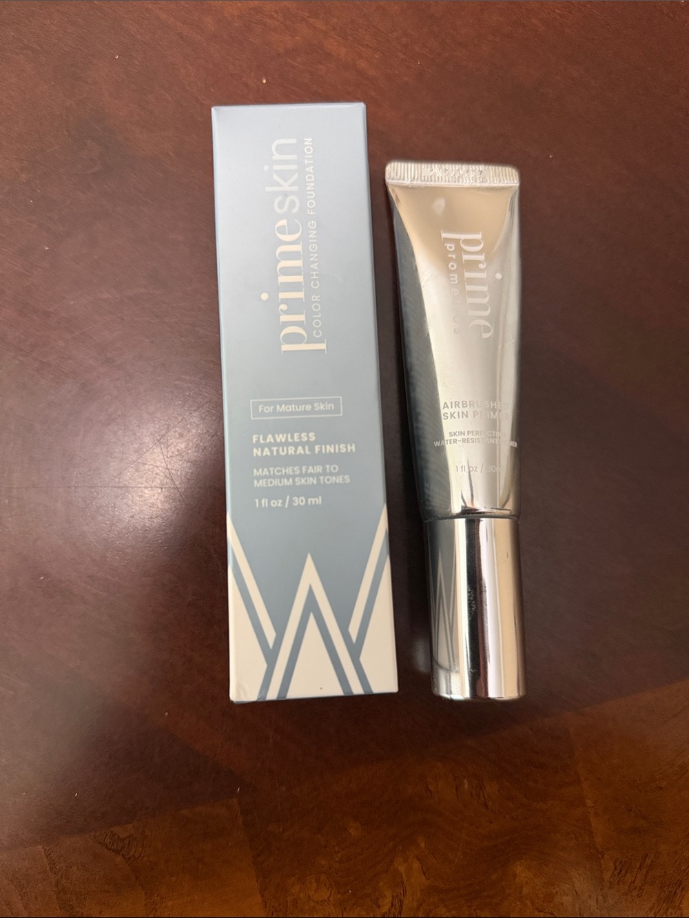 Prime Skin Color Changing Foundation -  Natural Finish + airbrushed skin primer